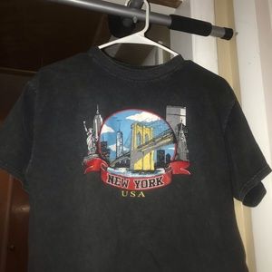brandy melville new york tee!